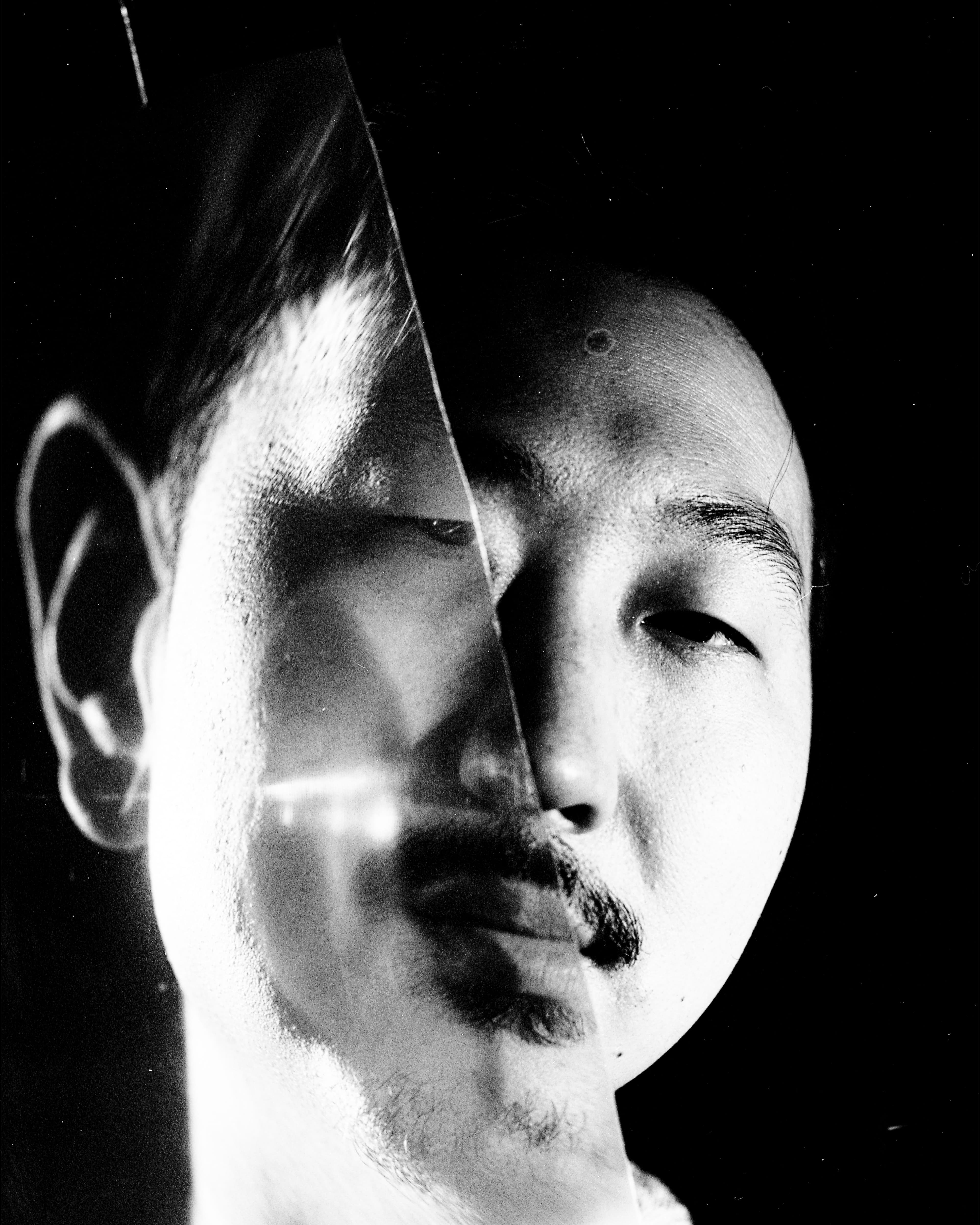 Andrew Ahn, director of “Fire Island“, discusses his new remake of the film “The Wedding Banquet“ starring Bowen Yang, Lily Gladstone, Kelly Marie Tran, Han Gi-chan, Joan Chen, and Youn Yuh-jung.